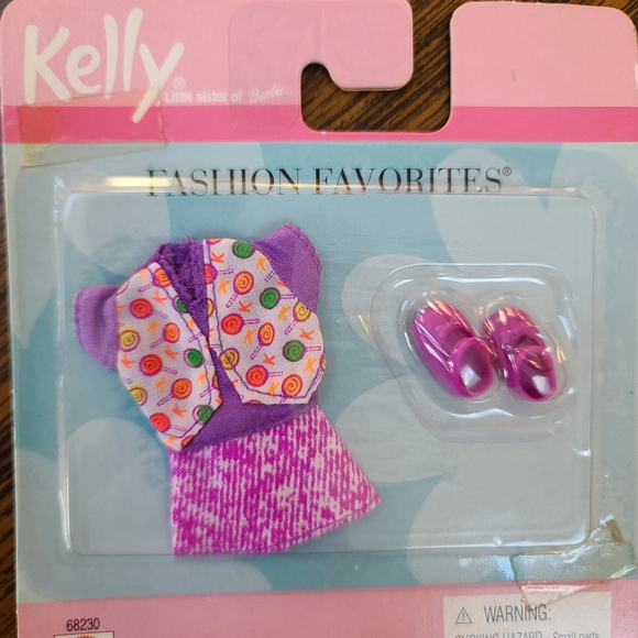 Vintage Barbie Kelly's New Outfit by Mattel #68230 - Picture 2 of 4